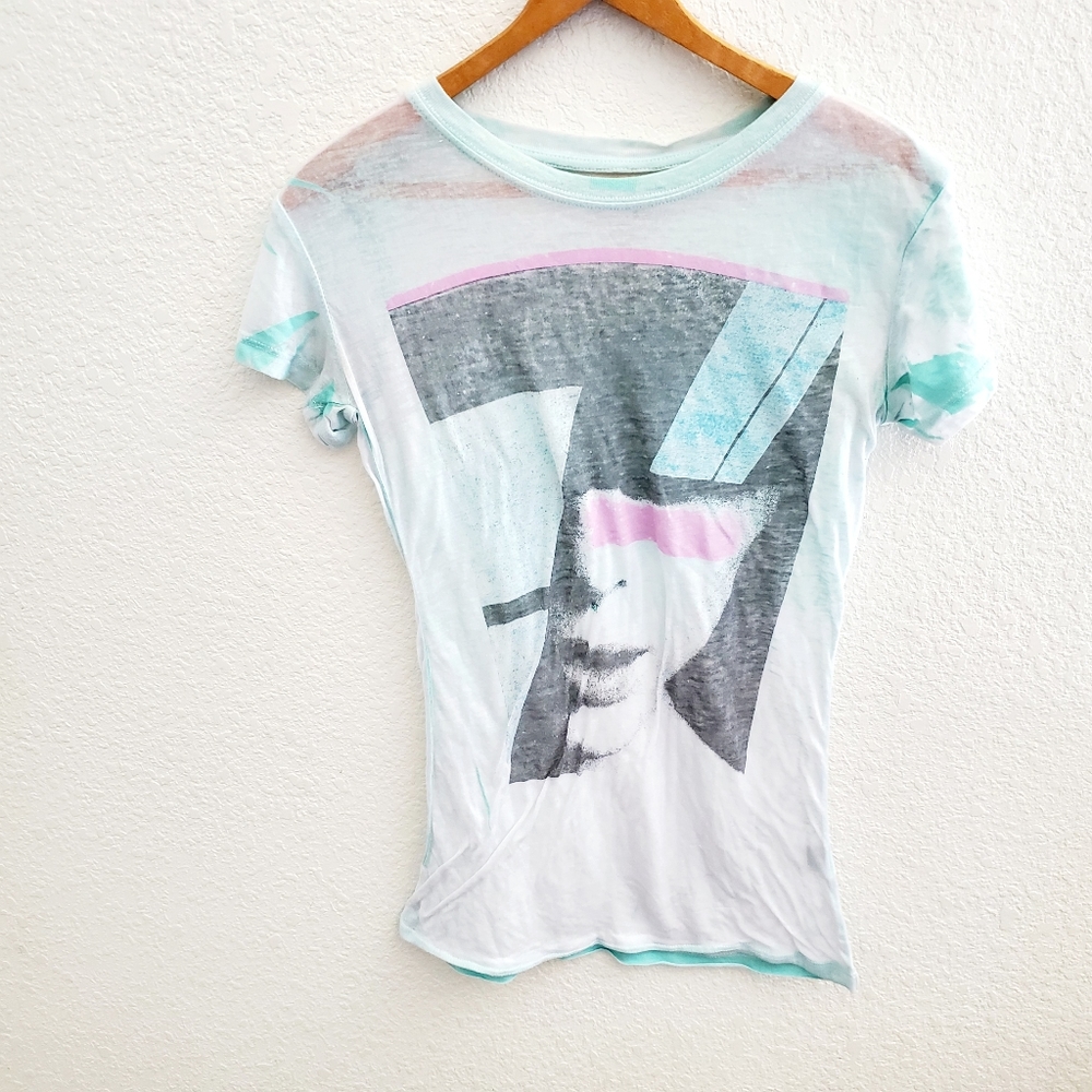Freeze | Burner  Graphic Tee | Medium